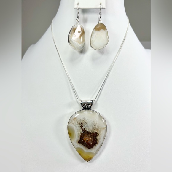 Solar Quartz Pendant & Earrings 925 Gemstone Set - Picture 3 of 12